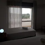 Cantinho Do Mar מלון דירות 4*
