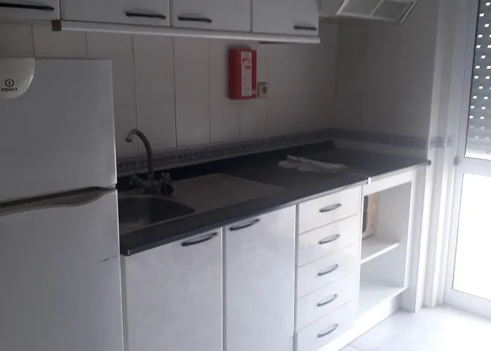 Cantinho Do Mar 公寓式酒店 4*